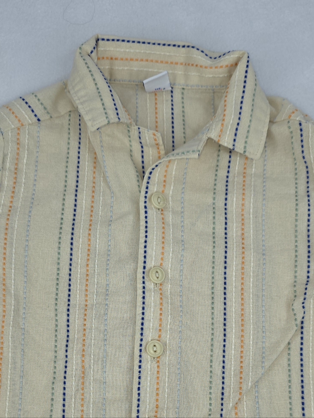 Old Navy Boy's Cream Short-Sleeve Button-Up Shirt with Stripes Size 3T AL-3532 - Picture 2 of 6